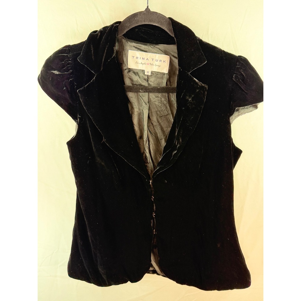 Trina Turk Black Silk Blend Velvet Vest Cap Sleeve Hook Eye Blazer Top Womens 6